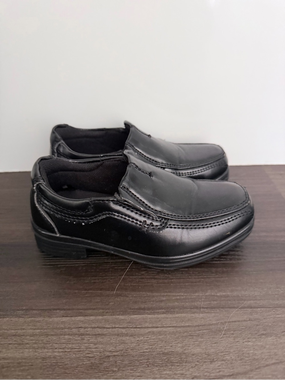 Deer Stags Black Slip-On Kids Dress Shoes